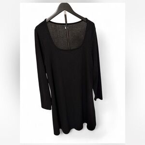 Black Ribbed Scoop Neck Long Sleeve dress